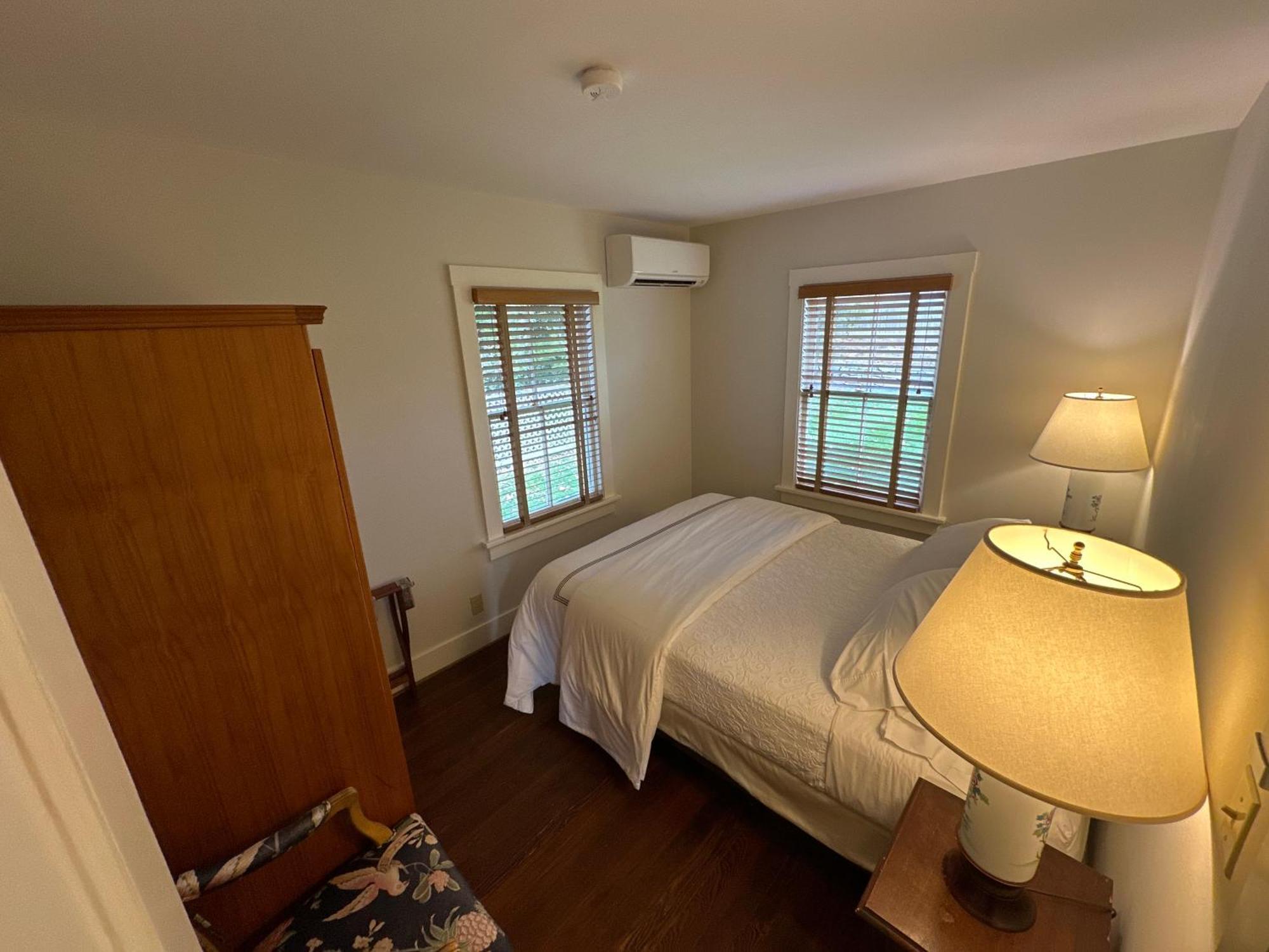 The 1708 House Bed & Breakfast Southampton Eksteriør bilde