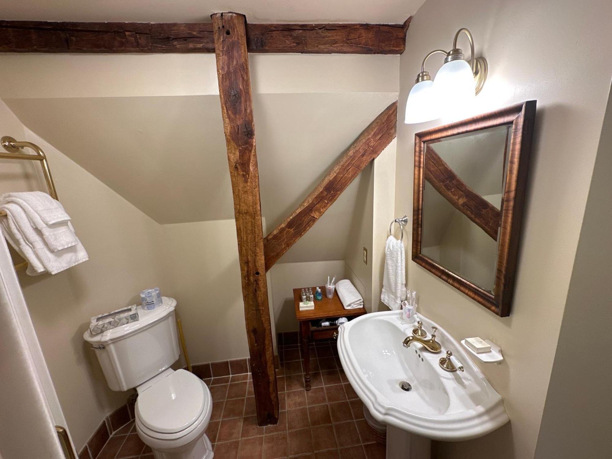 The 1708 House Bed & Breakfast Southampton Eksteriør bilde