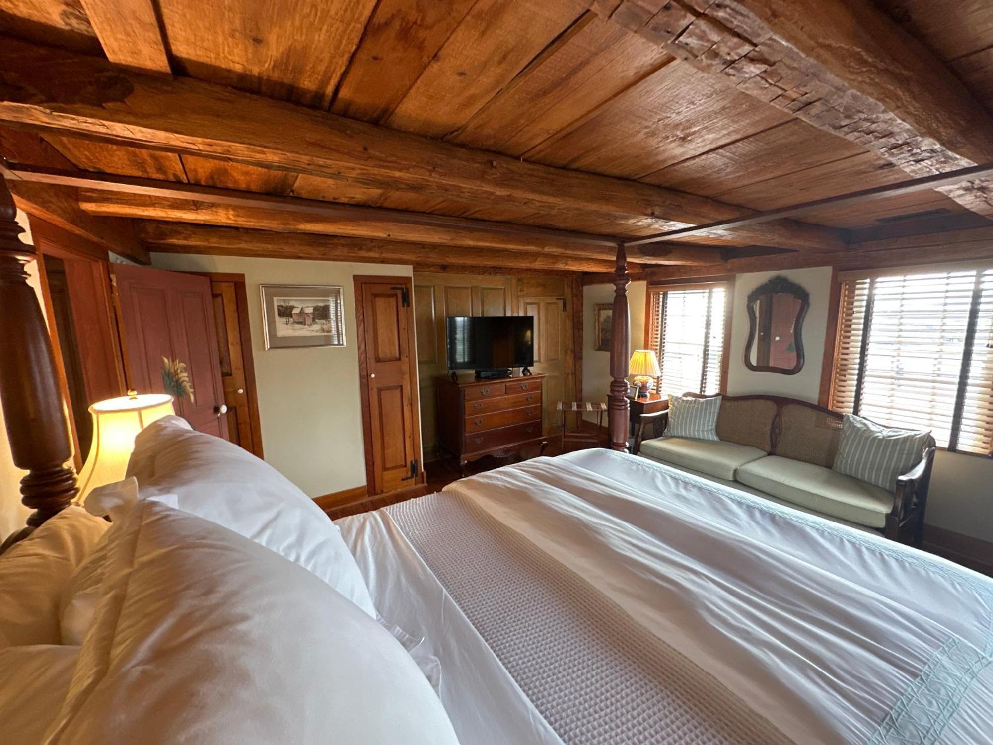 The 1708 House Bed & Breakfast Southampton Eksteriør bilde