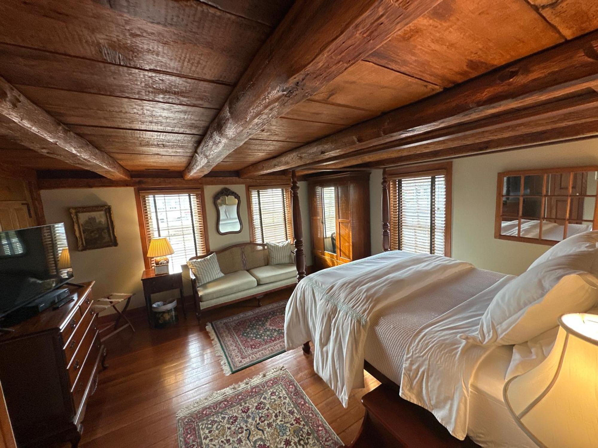 The 1708 House Bed & Breakfast Southampton Eksteriør bilde