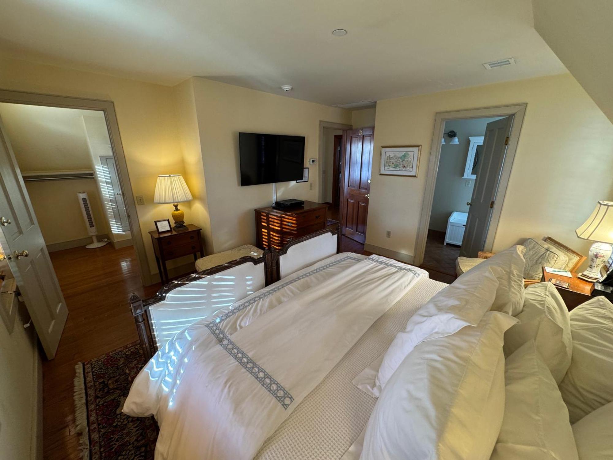 The 1708 House Bed & Breakfast Southampton Eksteriør bilde